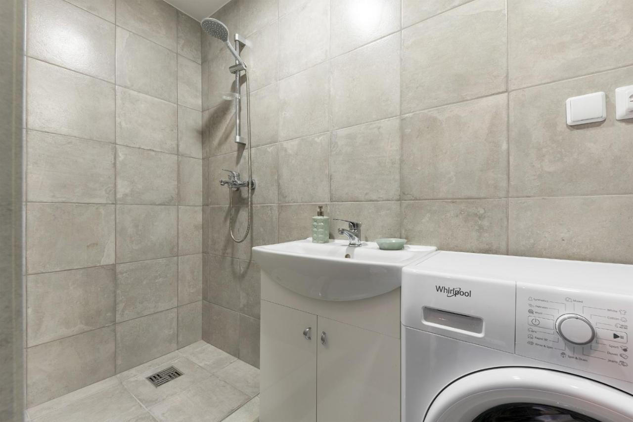 Shanghai Banzai Family Apartment Vilnius Ngoại thất bức ảnh